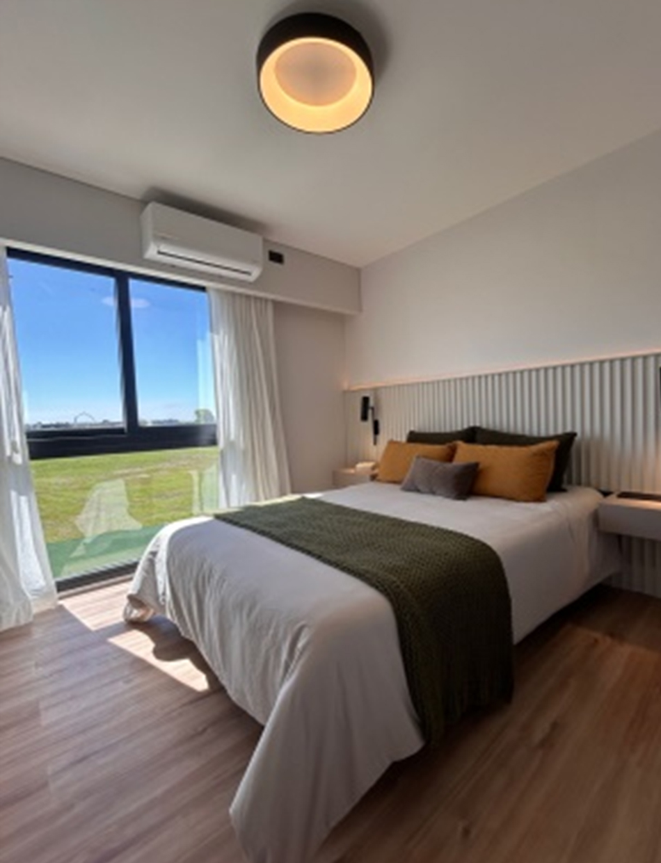 Opuesto - MasterSuite